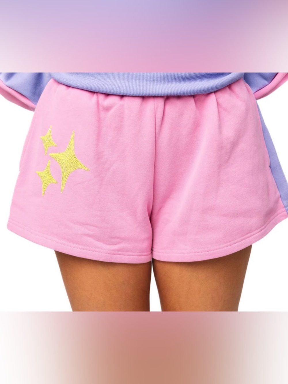 NEW - QUEEN OF SPARLKLES - Purple & Pink Colorblock Green Logo Short - Small